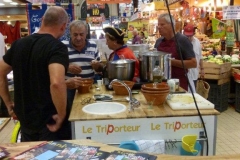 110ans-halles-narbonne-bourride-anguilles-22-sept-2011-08