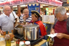 110ans-halles-narbonne-bourride-anguilles-22-sept-2011-09