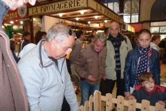 halles_de_narbonne_animation_fromage_chevre_camelot_ecu_pays_cathare_aude_laine_gandolf_haloir_oules-20-04-2013-30_