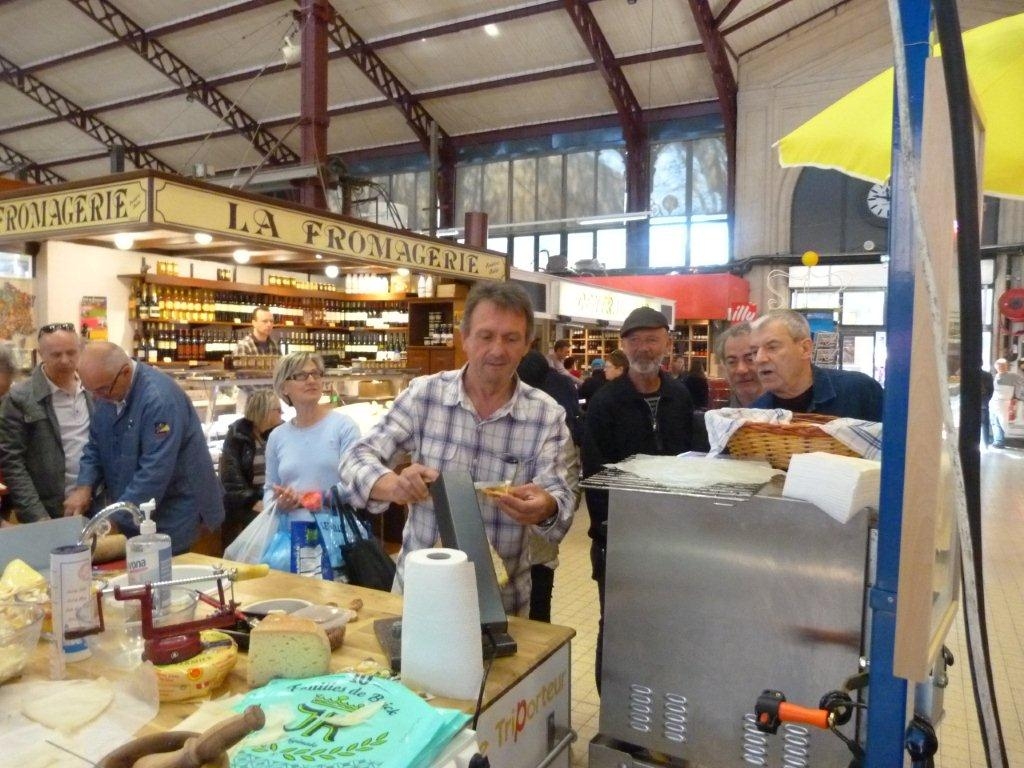 halles_de_narbonne_animation_fromage_bethmale_bamalou_reblochon_laine_gandolf_haloir_oules_18-04-201305