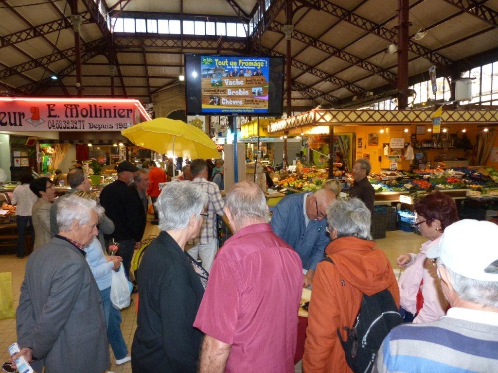 halles_de_narbonne_animation_fromage_bethmale_bamalou_reblochon_laine_gandolf_haloir_oules_18-04-201309