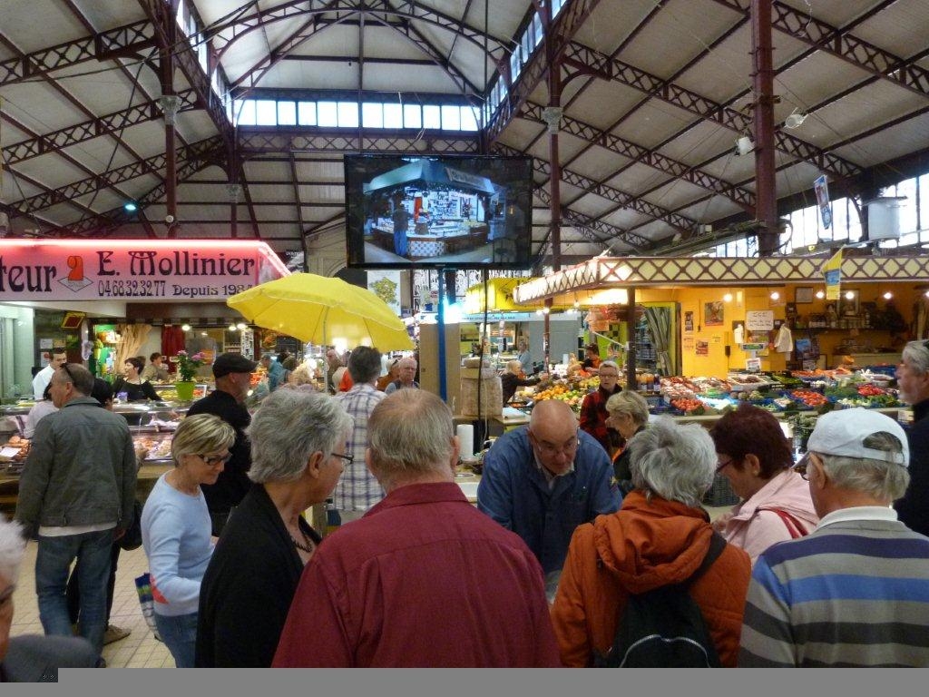 halles_de_narbonne_animation_fromage_bethmale_bamalou_reblochon_laine_gandolf_haloir_oules_18-04-201310