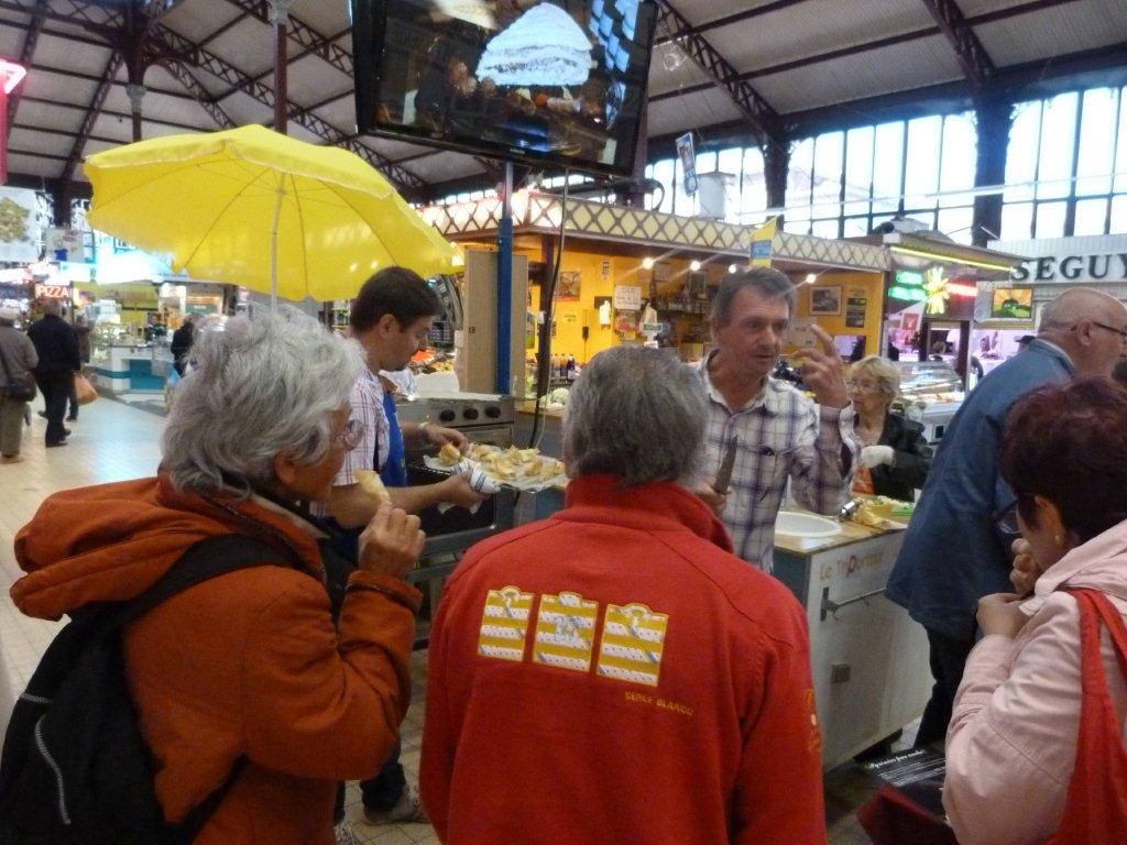 halles_de_narbonne_animation_fromage_bethmale_bamalou_reblochon_laine_gandolf_haloir_oules_18-04-201311
