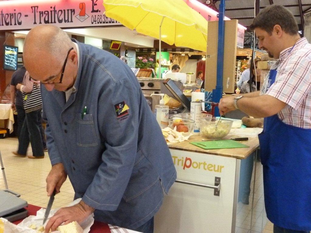 halles_de_narbonne_animation_fromage_bethmale_bamalou_reblochon_laine_gandolf_haloir_oules_18-04-201316