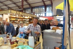 halles_de_narbonne_animation_fromage_bethmale_bamalou_reblochon_laine_gandolf_haloir_oules_18-04-201305