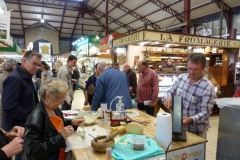 halles_de_narbonne_animation_fromage_bethmale_bamalou_reblochon_laine_gandolf_haloir_oules_18-04-201331