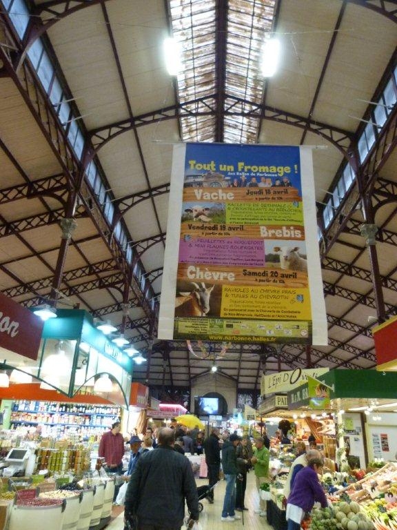 halles_de_narbonne_animation_fromage_roquefort_papillon_bergers_du_larzac_amicale_aveyronnais_aude_laine_gandolf_haloir_oules-19-04-2013- 22