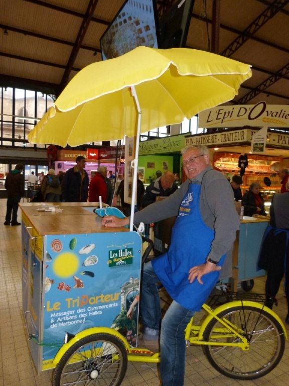 halles_de_narbonne_animation_fromage_roquefort_papillon_bergers_du_larzac_amicale_aveyronnais_aude_laine_gandolf_haloir_oules-19-04-2013- 28