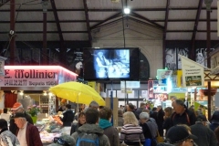 halles_de_narbonne_animation_fromage_roquefort_papillon_bergers_du_larzac_amicale_aveyronnais_aude_laine_gandolf_haloir_oules-19-04-2013- 26