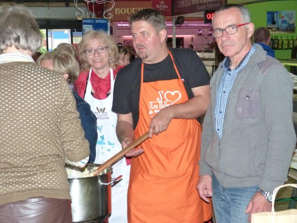 halles_narbonne_animation_fromages_haloir_laine_gandolf_oules_papillon_bergers_du_larzac_aligot_aveyronnais-22-04-16-34