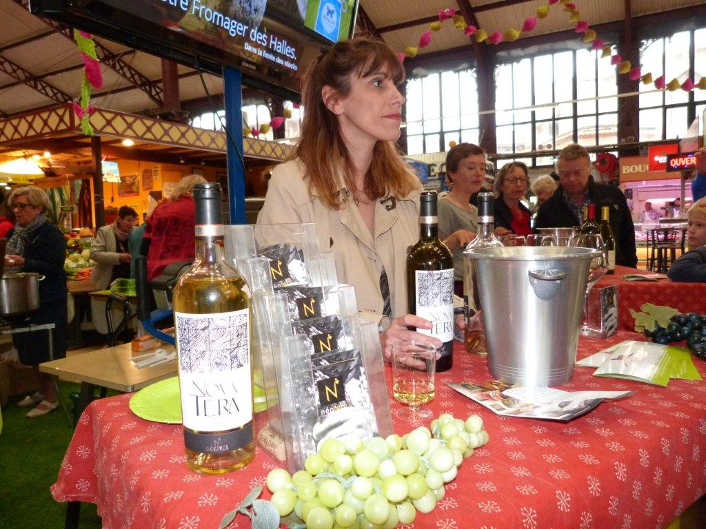 halles_narbonne_animation_fromages_haloir_laine_gandolf_oules_papillon_bergers_du_larzac_aligot_aveyronnais-22-04-16-38