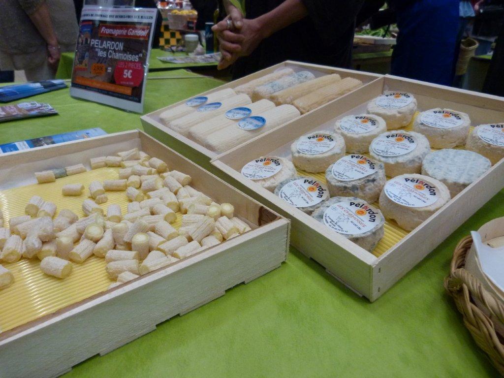 halles_narbonne_animation_fromages_haloir_laine_gandolf_oules_combebelle_les_chamoises_grillotins_chevre-22-04-16-09