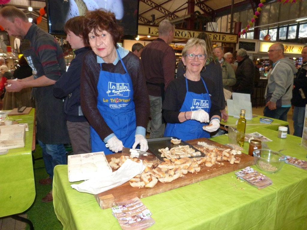 halles_narbonne_animation_fromages_haloir_laine_gandolf_oules_combebelle_les_chamoises_grillotins_chevre-22-04-16-13