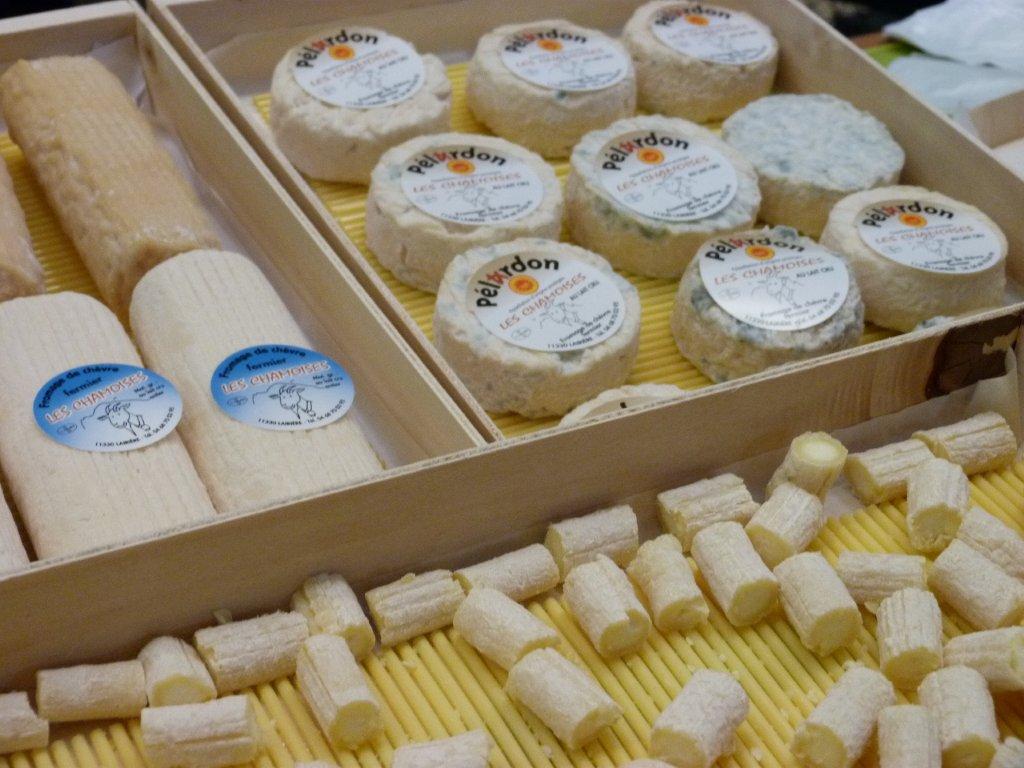 halles_narbonne_animation_fromages_haloir_laine_gandolf_oules_combebelle_les_chamoises_grillotins_chevre-22-04-16-22