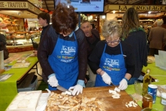 halles_narbonne_animation_fromages_haloir_laine_gandolf_oules_combebelle_les_chamoises_grillotins_chevre-22-04-16-00