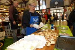 halles_narbonne_animation_fromages_haloir_laine_gandolf_oules_combebelle_les_chamoises_grillotins_chevre-22-04-16-01