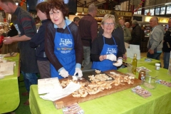 halles_narbonne_animation_fromages_haloir_laine_gandolf_oules_combebelle_les_chamoises_grillotins_chevre-22-04-16-13