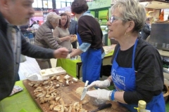 halles_narbonne_animation_fromages_haloir_laine_gandolf_oules_combebelle_les_chamoises_grillotins_chevre-22-04-16-15