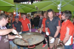 halles_narbonne_animation_paques_rcnm_omelette_chasse-oeuf-27-03-2016-28