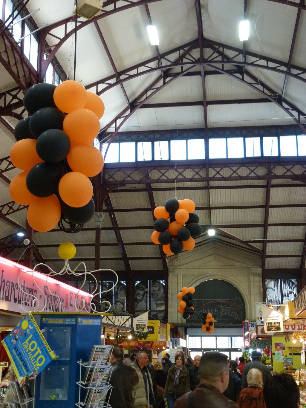 rcnm_beziers__accueil_supporters_vismavie_commercants_halles_narbonne_2012-16