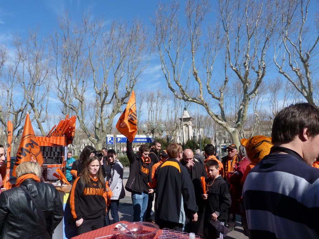rcnm_beziers__accueil_supporters_vismavie_commercants_halles_narbonne_2012-24