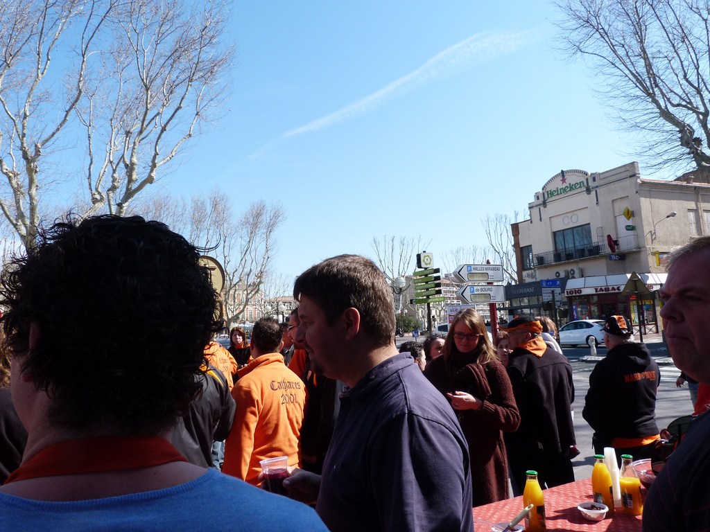 rcnm_beziers__accueil_supporters_vismavie_commercants_halles_narbonne_2012-25