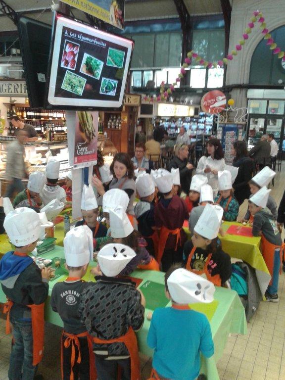 halles_narbonne_interfel_fruits_legumes_enfants_ecole_arago_27-28_mai_2014-04