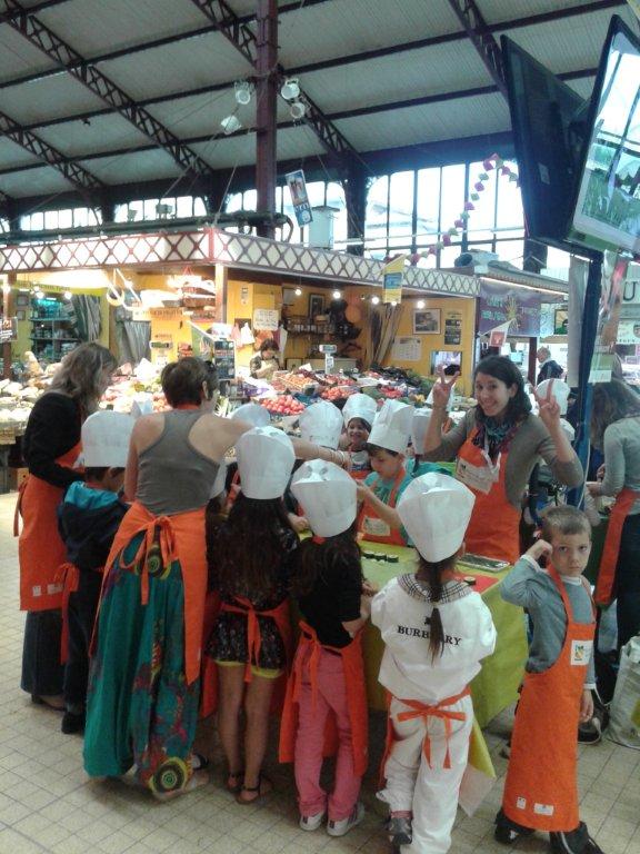 halles_narbonne_interfel_fruits_legumes_enfants_ecole_arago_27-28_mai_2014-09