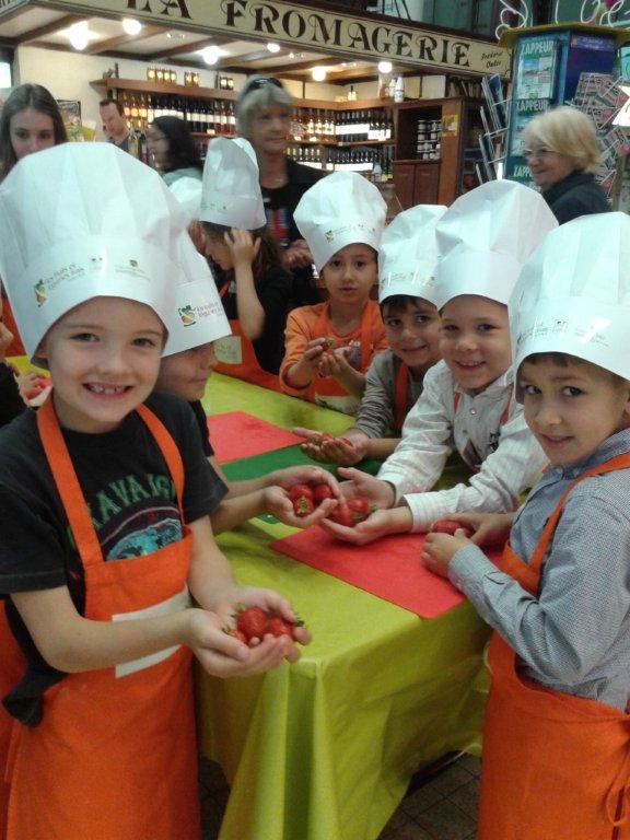 halles_narbonne_interfel_fruits_legumes_enfants_ecole_arago_27-28_mai_2014-21