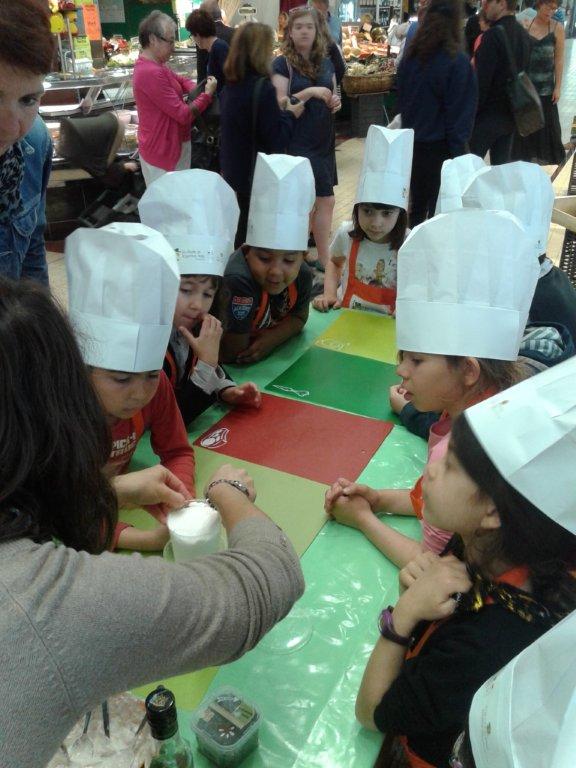 halles_narbonne_interfel_fruits_legumes_enfants_ecole_arago_27-28_mai_2014-25