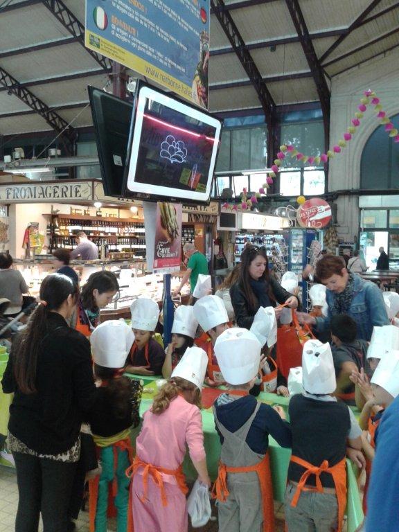 halles_narbonne_interfel_fruits_legumes_enfants_ecole_arago_27-28_mai_2014-27