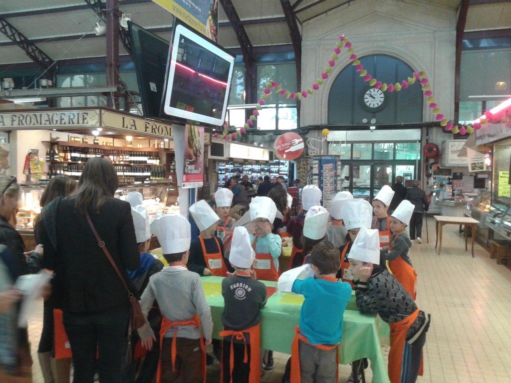 halles_narbonne_interfel_fruits_legumes_enfants_ecole_arago_27-28_mai_2014-34