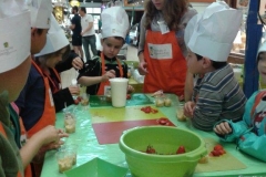 halles_narbonne_interfel_fruits_legumes_enfants_ecole_arago_27-28_mai_2014-16