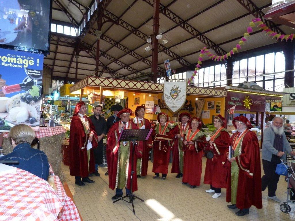halles_narbonne_tout_un_fromage_aveyronnais_aop_fitou_confrerie_la_mesnie_roquefort_papillon_societe_fourme_d_ambert_bergers_larzac_23_mai_2014-21