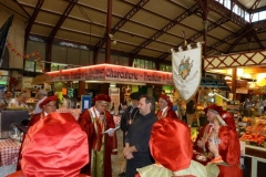 halles_narbonne_tout_un_fromage_aveyronnais_aop_fitou_confrerie_la_mesnie_roquefort_papillon_societe_fourme_d_ambert_bergers_larzac_23_mai_2014-44