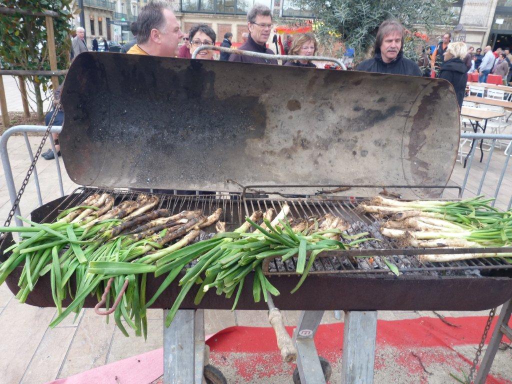 les_halles_de_narbonne_calçotade_calçotada_derby_rcnm_usap_cercle_occitan-16