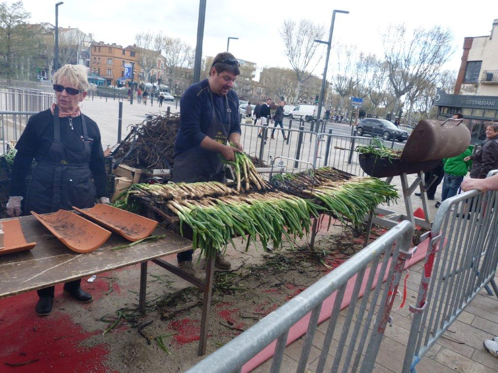 les_halles_de_narbonne_calçotade_calçotada_derby_rcnm_usap_cercle_occitan-18