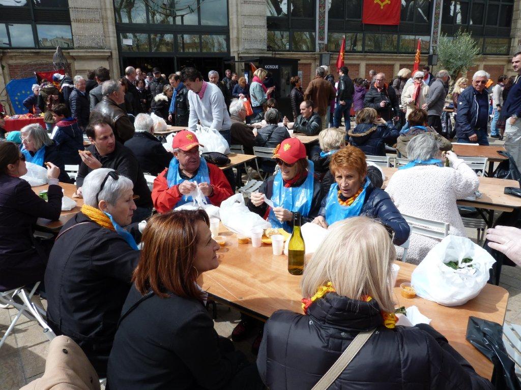 les_halles_de_narbonne_calçotade_calçotada_derby_rcnm_usap_cercle_occitan-32