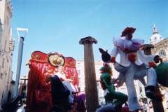 Halles_Narbonne_2004_-_Carnaval_(16)