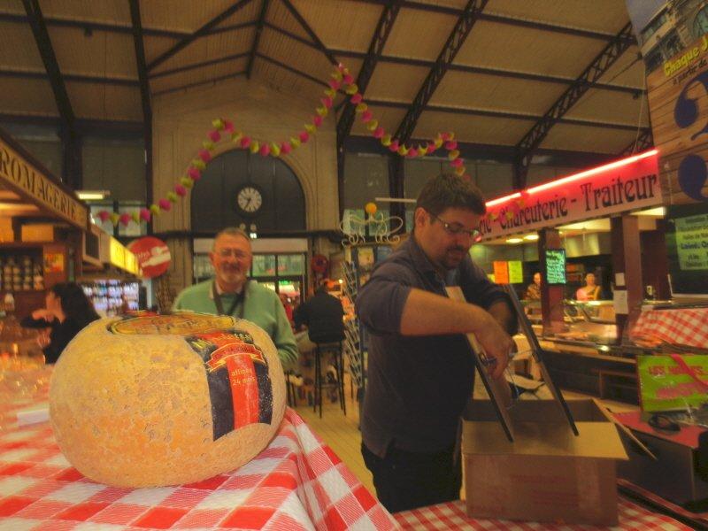 halles_narbonne_tout_un_fromage_le_ptit_quinquin_22_mai_2014-09