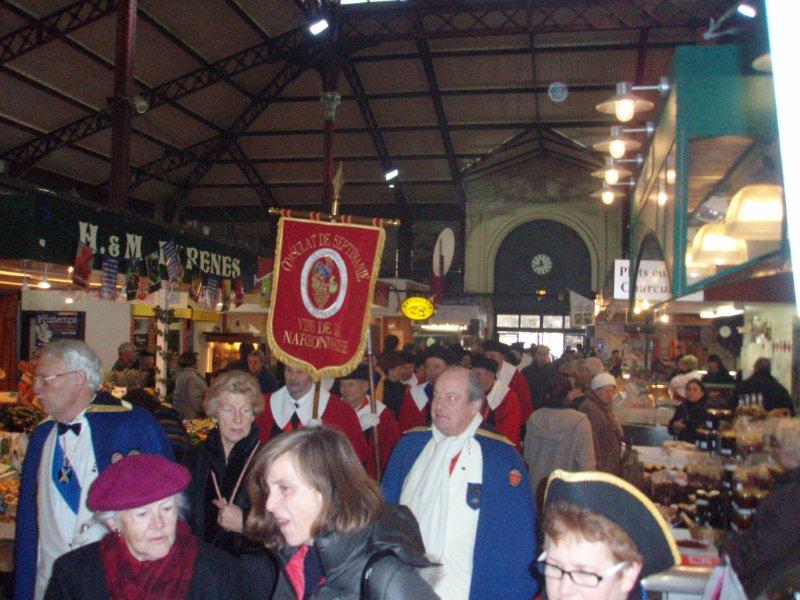 Halles_Narbonne_-_Cure_jus_de_raisin_&_Confreries_2008_(15)