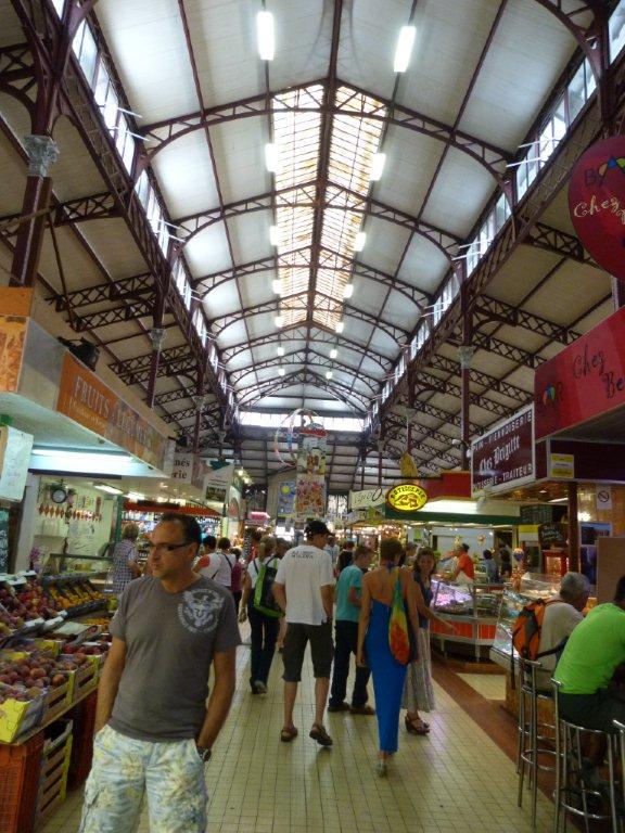halles_narbonne_exposition_peintres_vacher_marcaillou_2012_01