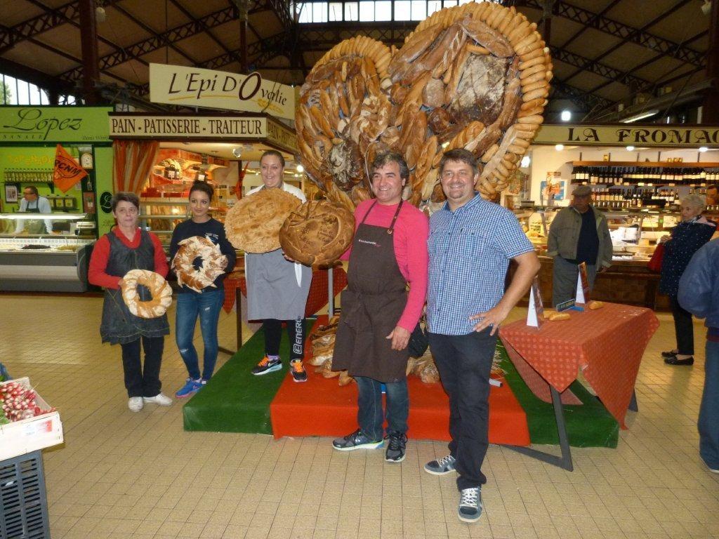 halles_narbonne_fete_du_pain_2016_ancestrale_epi_d_or_epi_d_ovalie_brin_de_gourmandise-14