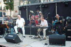 Halles_de_Narbonne_-_Fete_de_la_Musique_2008_(3)