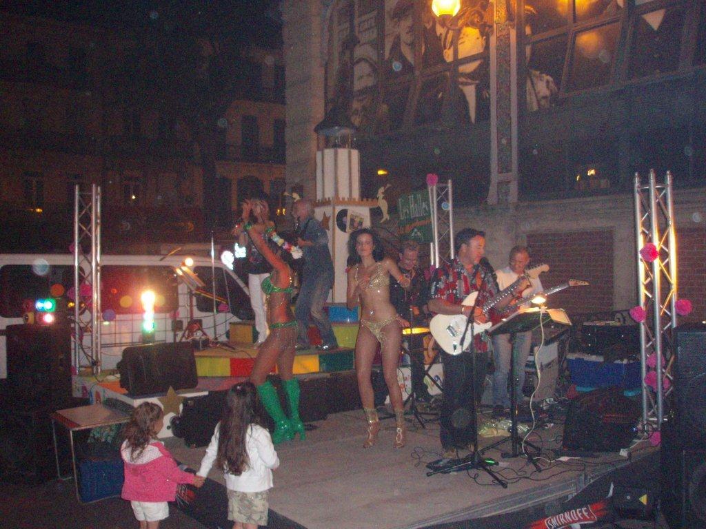 Fete_de_la_musique_2009_aux_halles_de_narbonne_(25)