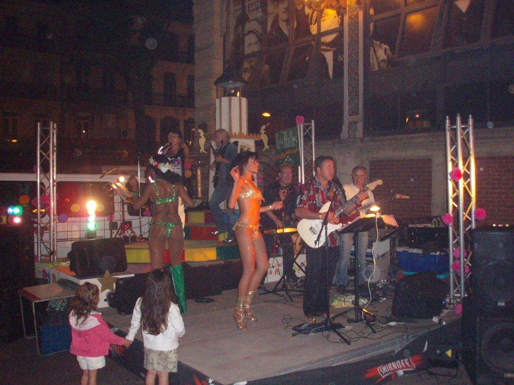 Fete_de_la_musique_2009_aux_halles_de_narbonne_(26)