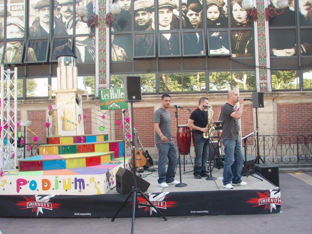 Fete_de_la_musique_2009_aux_halles_de_narbonne_(5)