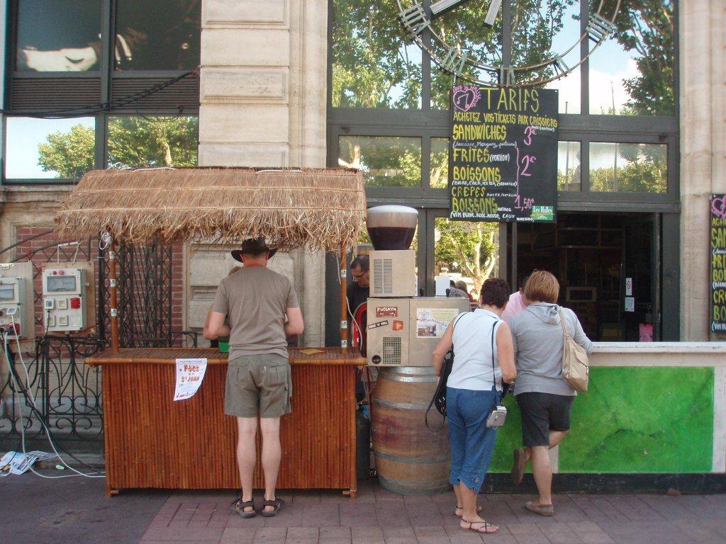Fete_de_la_musique_2009_aux_halles_de_narbonne_(6)