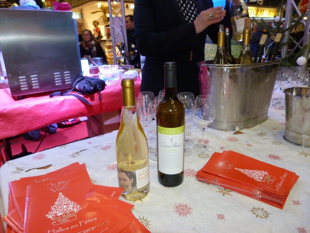halles_narbonne_noel_animation_roquefort_societe_baragnaudes_sarrat_de_goundy_muscat_jolie_mome_planteur_2016-08