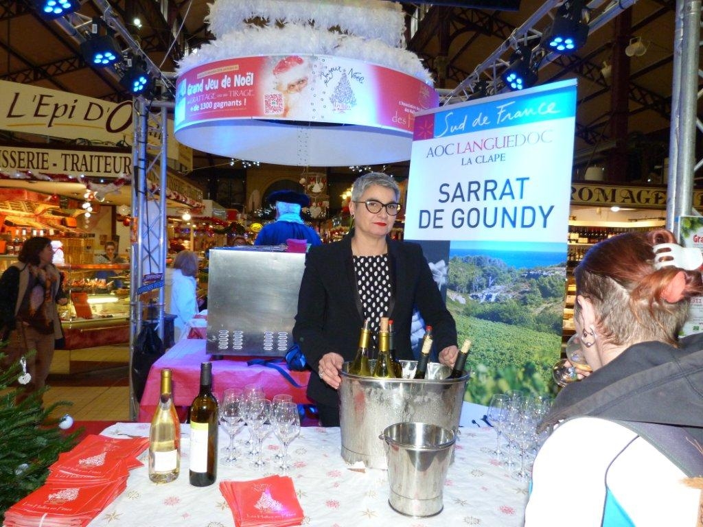 halles_narbonne_noel_animation_roquefort_societe_baragnaudes_sarrat_de_goundy_muscat_jolie_mome_planteur_2016-09